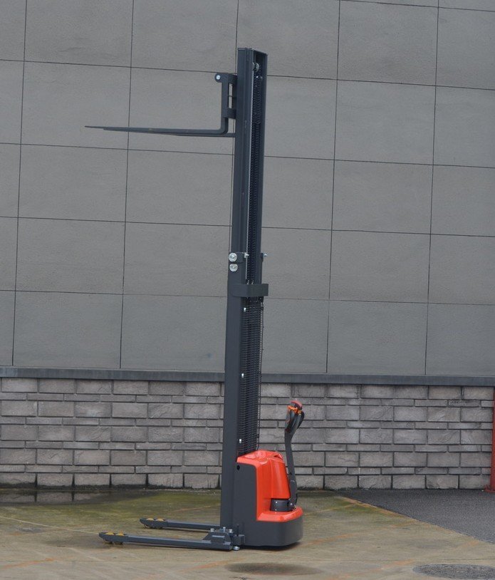 1.3T Electric Walkie Stacker (CDD13J-K) - Image 4