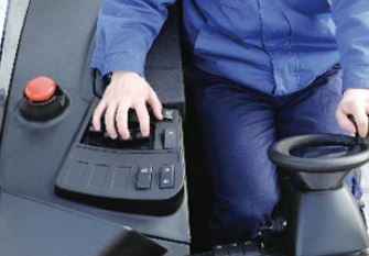 Heli G2 Series 1.5-1.8T Stand & Reach AC Electric Forklift - Image 3