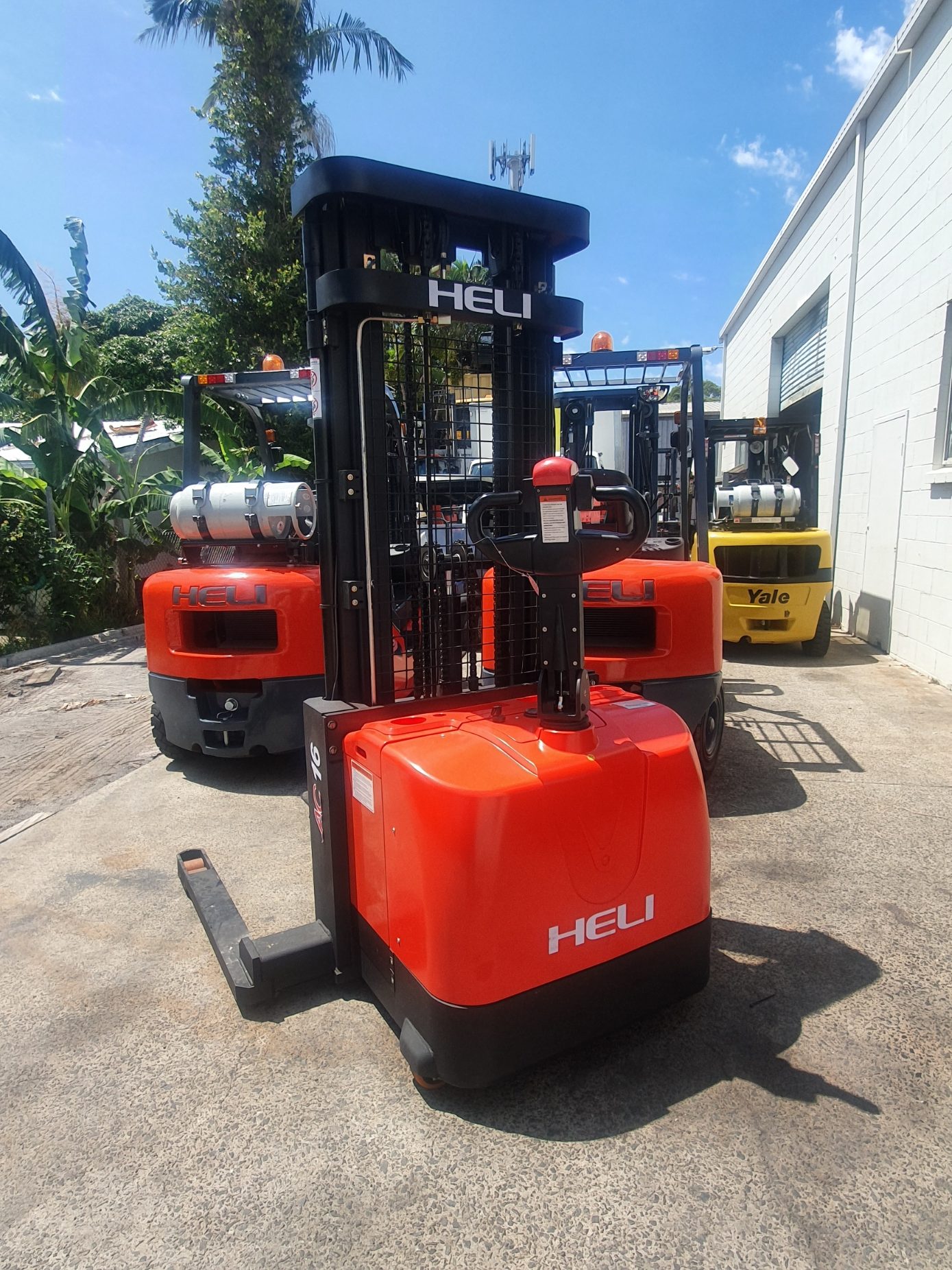 1.6T Walkie Stacker Electric Pallet Jack (CTDD16-960)