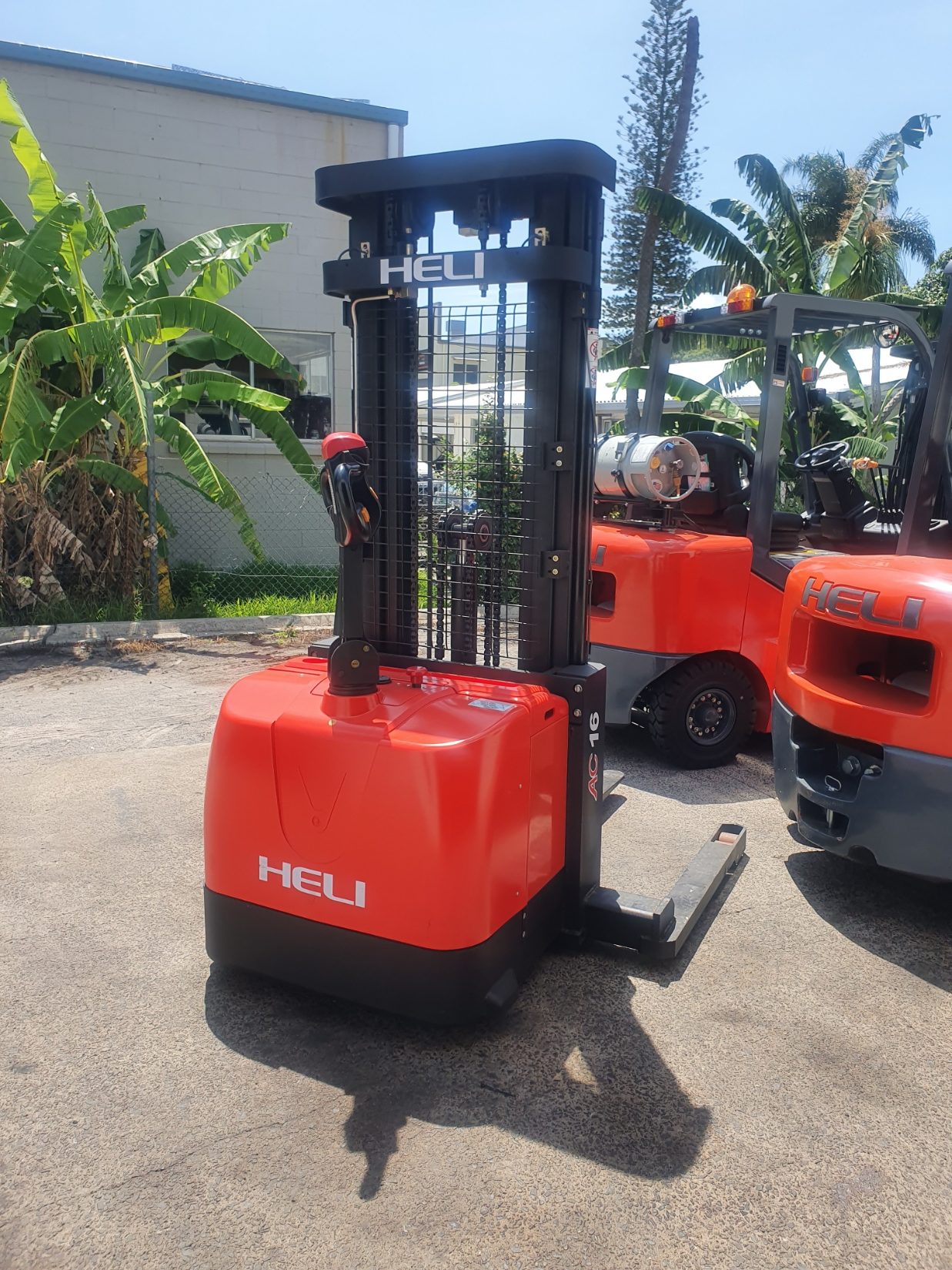 1.6T Walkie Stacker Electric Pallet Jack (CTDD16-960) - Image 2