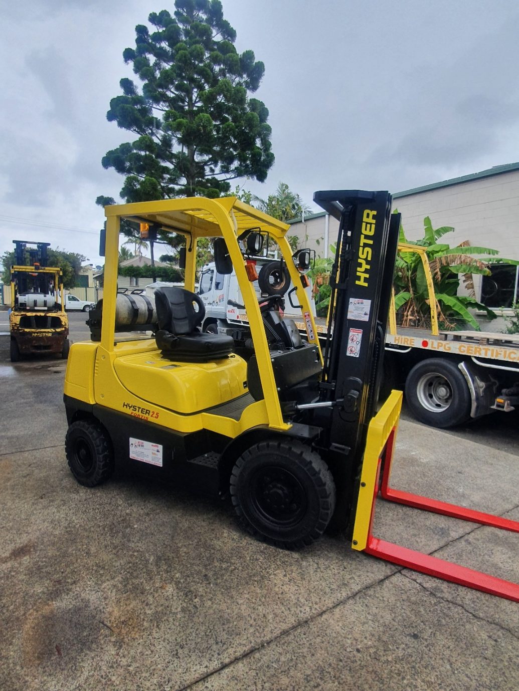 Used Hyster Forklift - H2.5TX