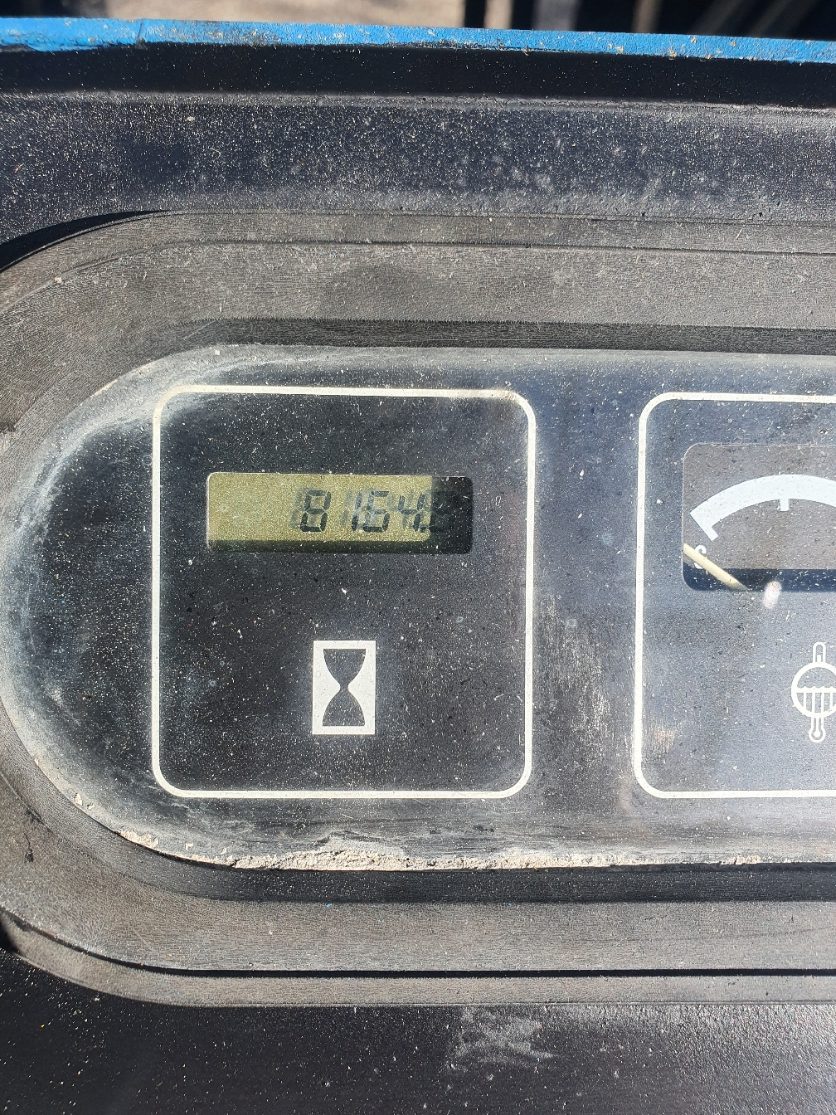 Hyster 5T Diesel Used Forklift - H5.00DX w/ Sideshift - Image 6