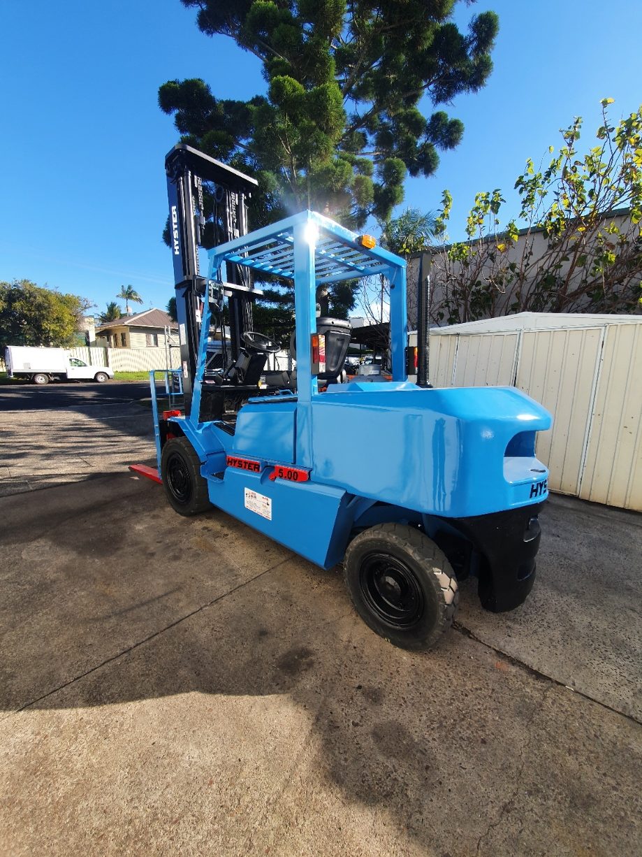 Hyster 5T Diesel Used Forklift - H5.00DX w/ Sideshift