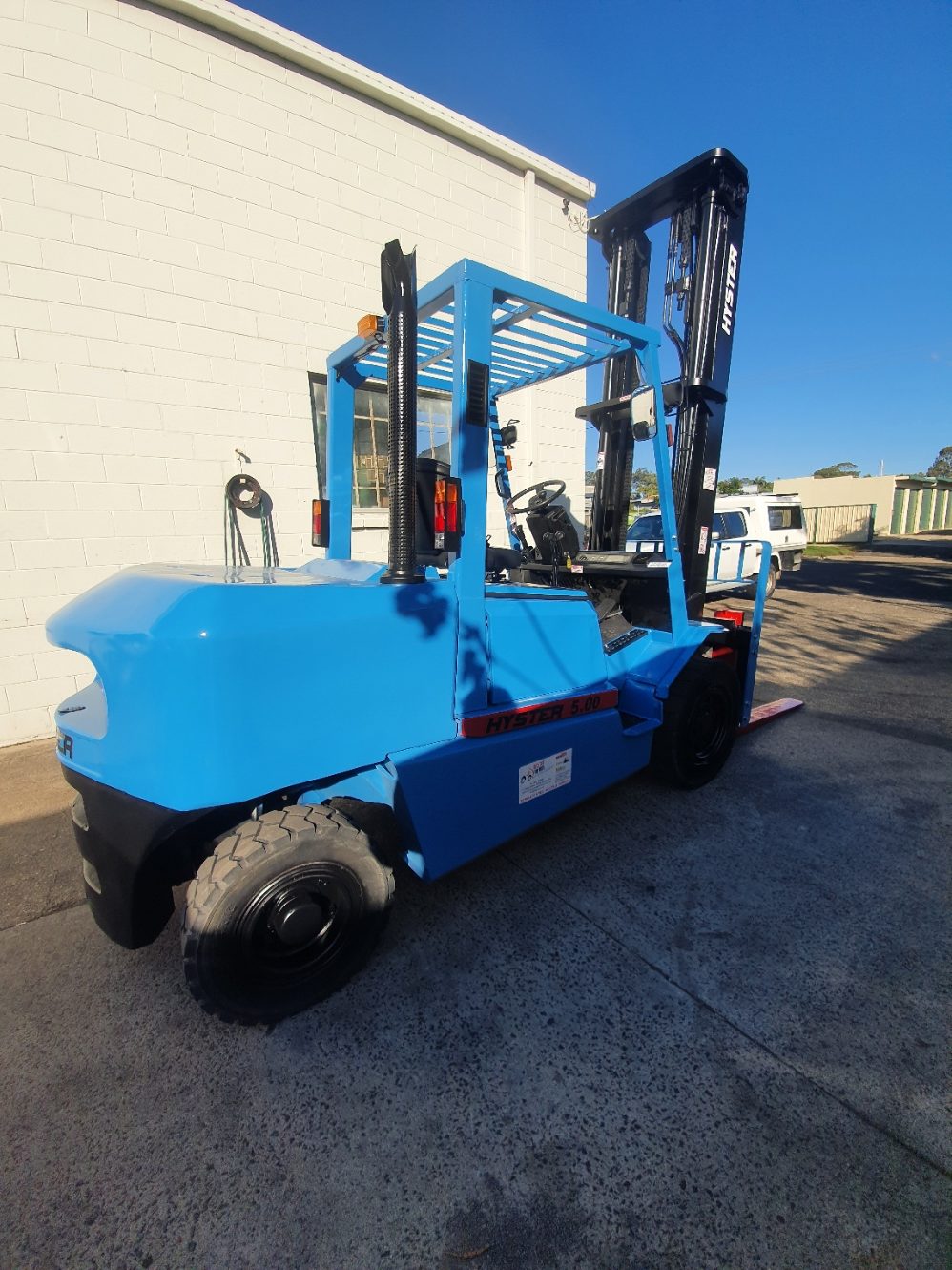 Hyster 5T Diesel Used Forklift - H5.00DX w/ Sideshift - Image 3