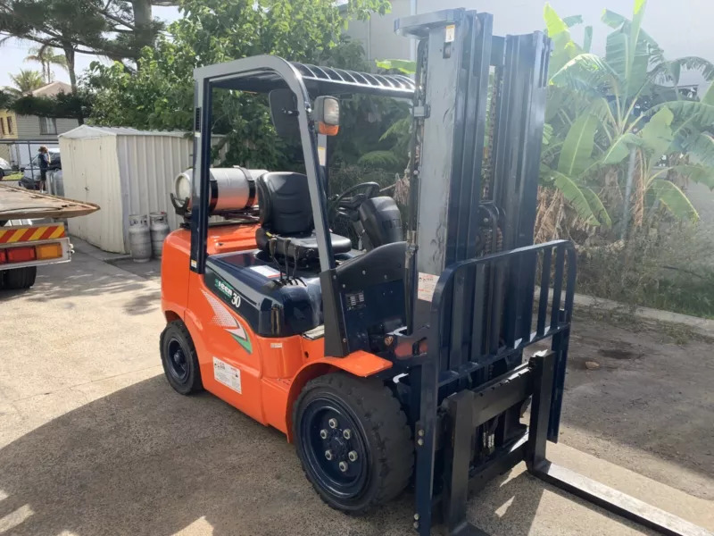 Used Heli G2 Series 3T Forklift - Image 4